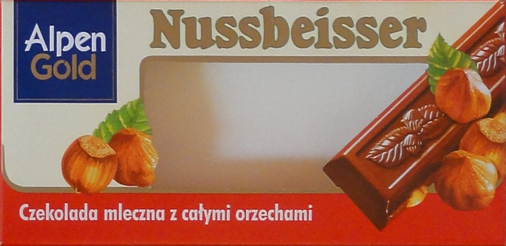 Nussbeisser male Alpen Gold kwadrat czekolada mleczna z calymi orzechami.jpg